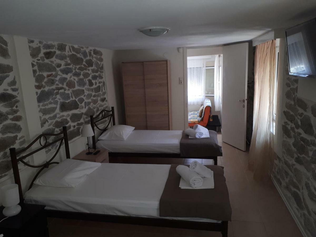 Efthimis Rooms Kavala Extérieur photo